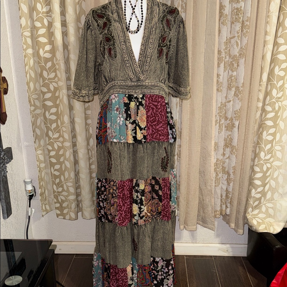 Young Threads Eclectic Charm V-Neck Maxi